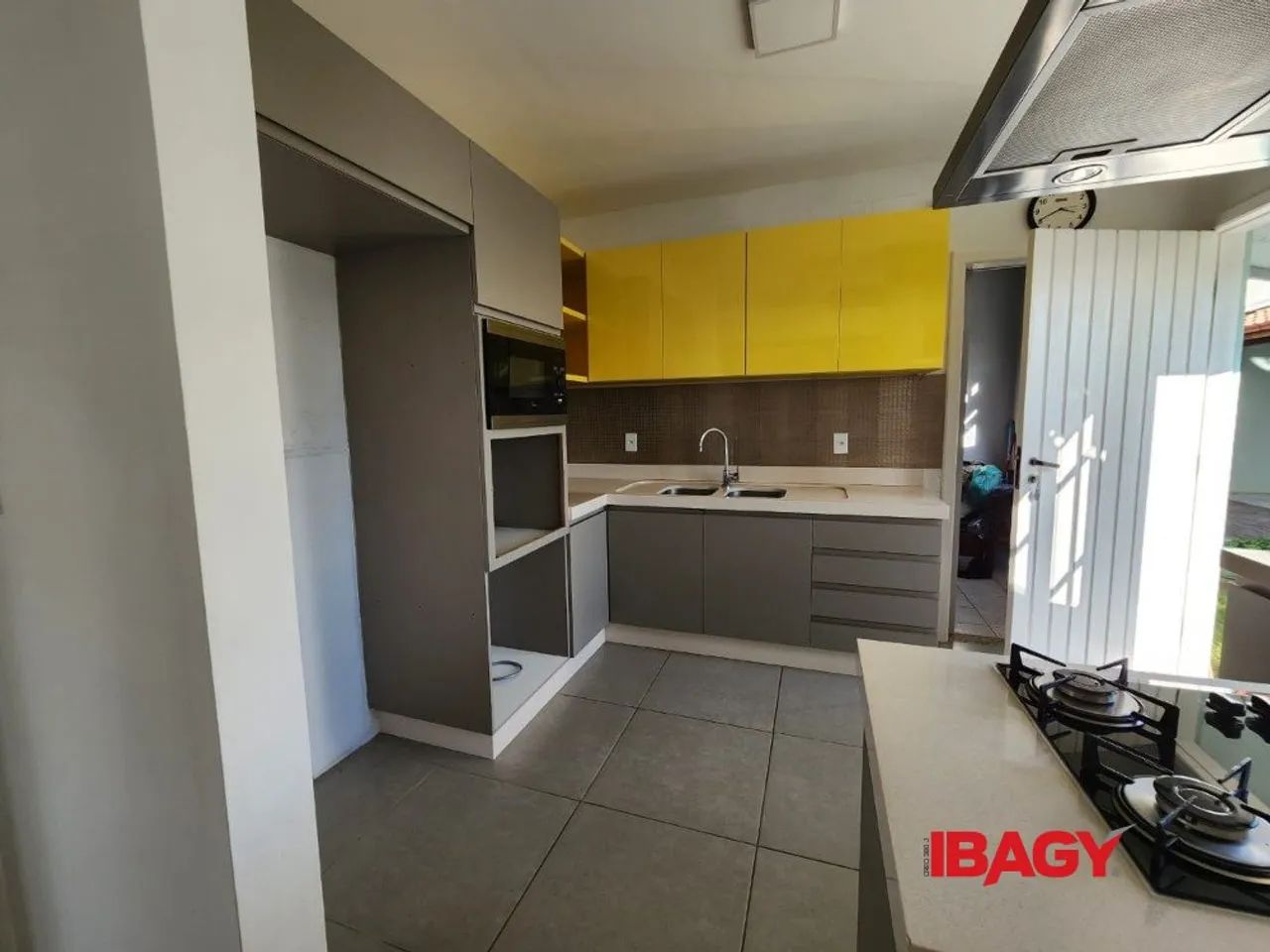 Excelente Casa 4 dormitório(s) em Campeche - Florianópolis - Foto 5