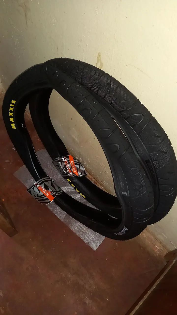  Pneus maxxis hookworm aro 26 novos 