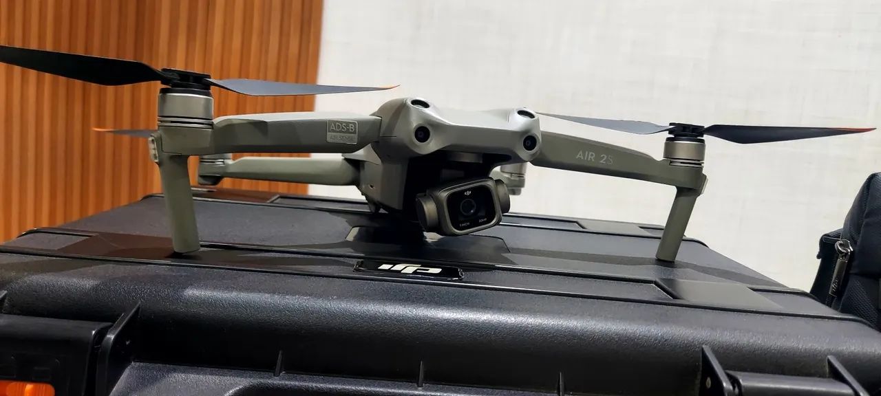 Drone DJI Air2S com 5 Baterias - Foto 2