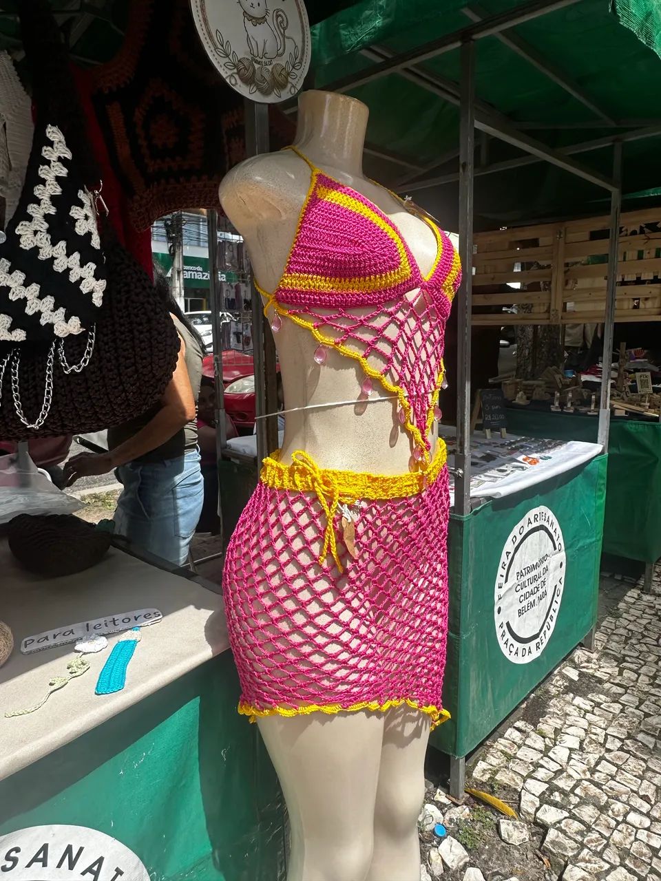 Saída de praia de crochê rosa tamanho M - Foto 5