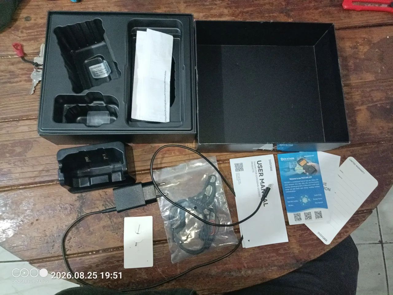 Vendo celular ultra resistente,contra queda e água R$2500 - Foto 2