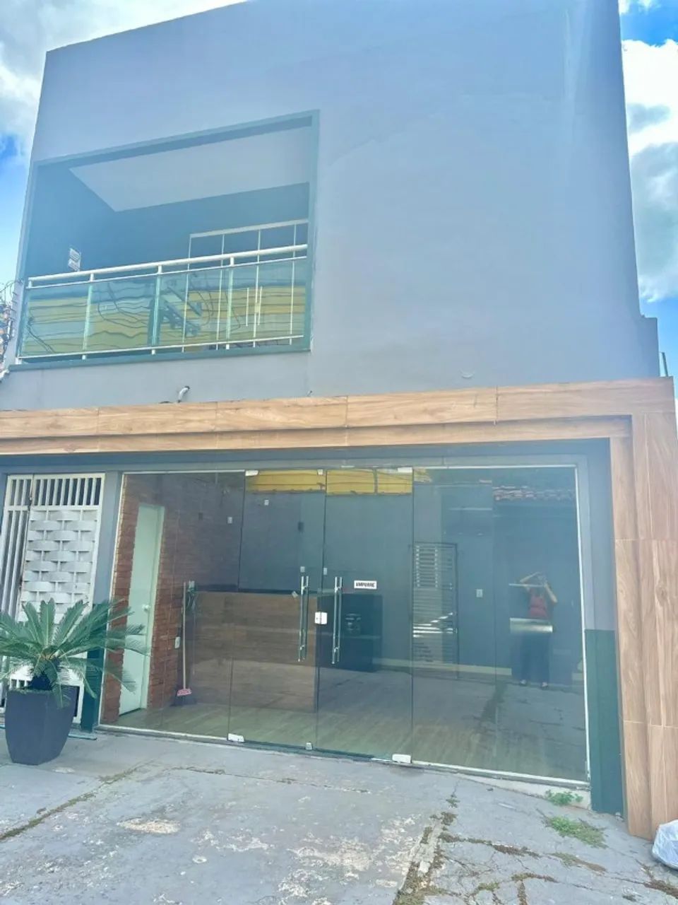 Vendo ponto comercial com excelente localização. - Foto 2