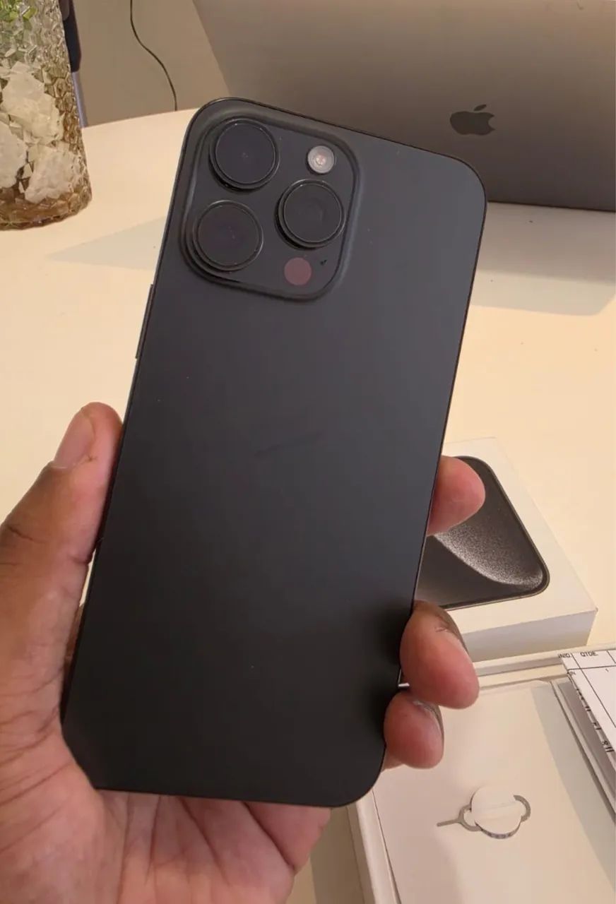 iPhone 15 Pro Max - Oportunidade!  - Foto 4