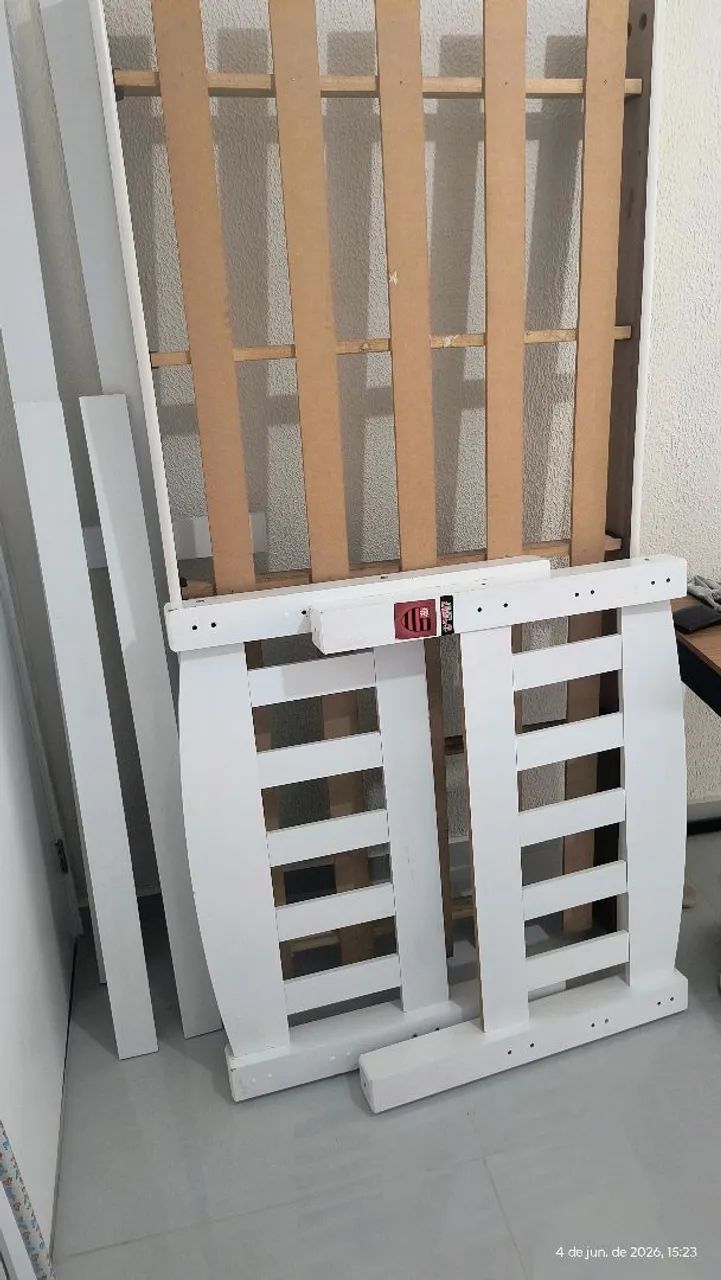 Cama Box Solteiro Branca com Colchão - Bom Estado - Foto 3