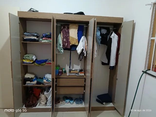Guarda roupa 6 porta  - Foto 4