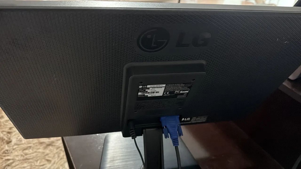 Monitor LG - 19 Polegadas - Foto 4