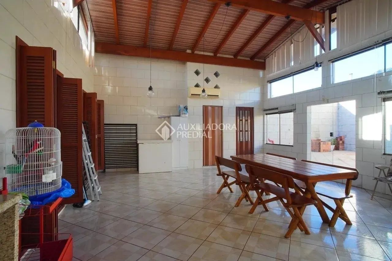 CASA COM 3 DORMITÓRIOS | ESPAÇO GOURMET | 3 VAGAS - Foto 4