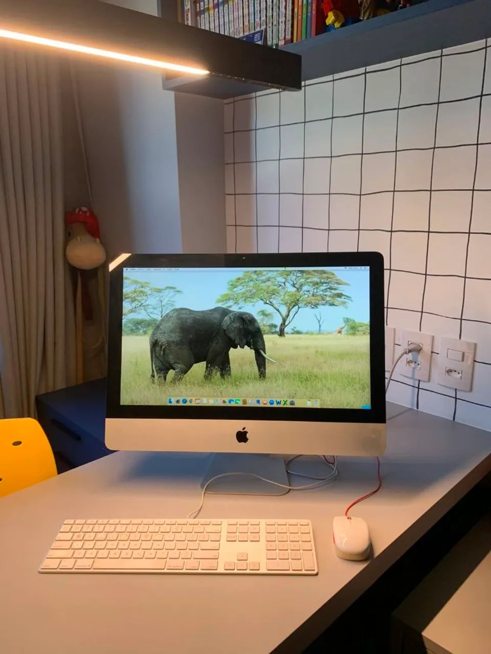 Imac Apple 21,5" + teclado, Original. Conservado e pronto para uso - Foto 4