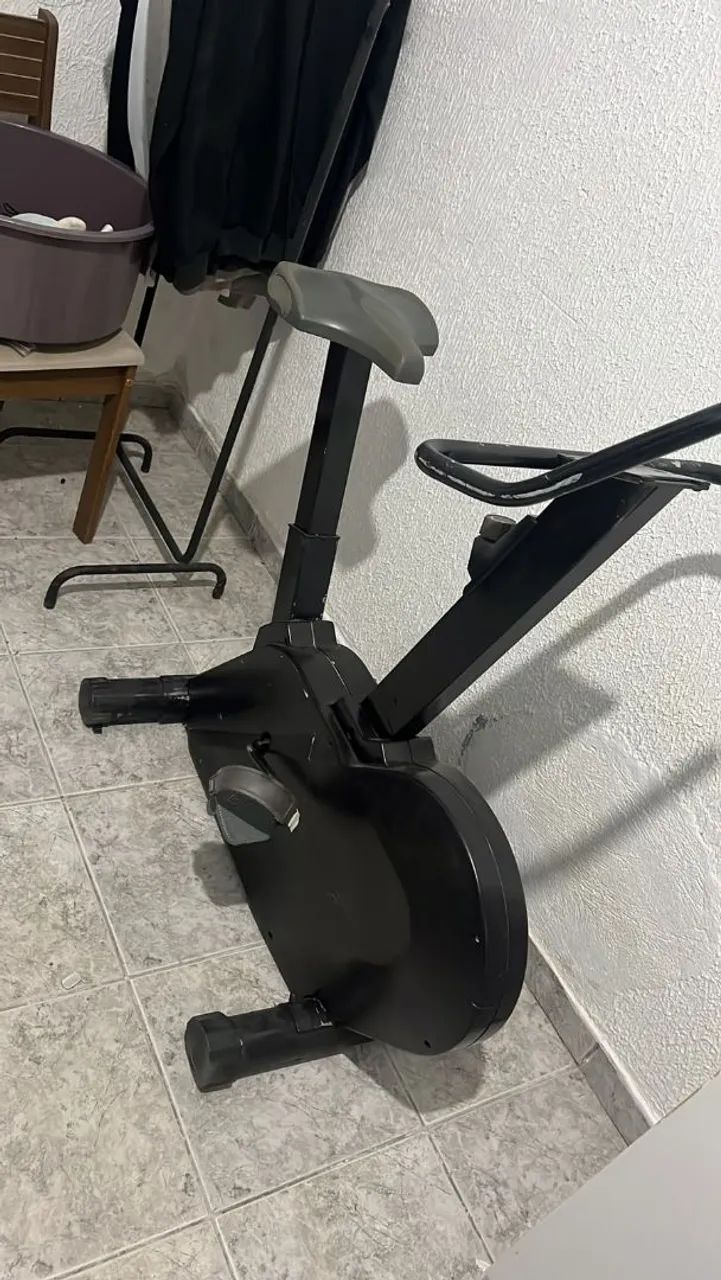 Bicicleta ergometrica - Foto 3
