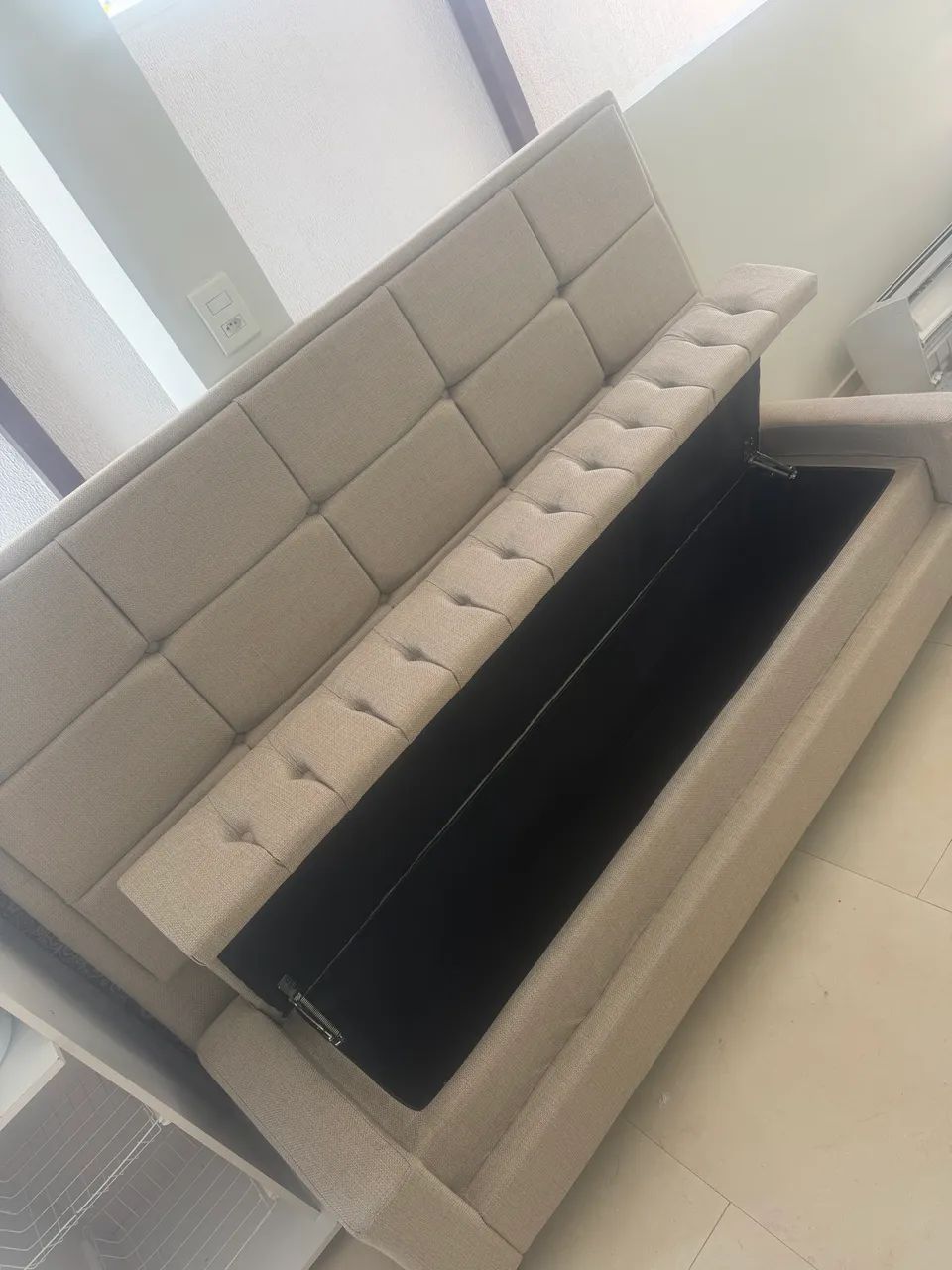 Cabeceira de cama king size e baú estofado seminovos - Foto 2