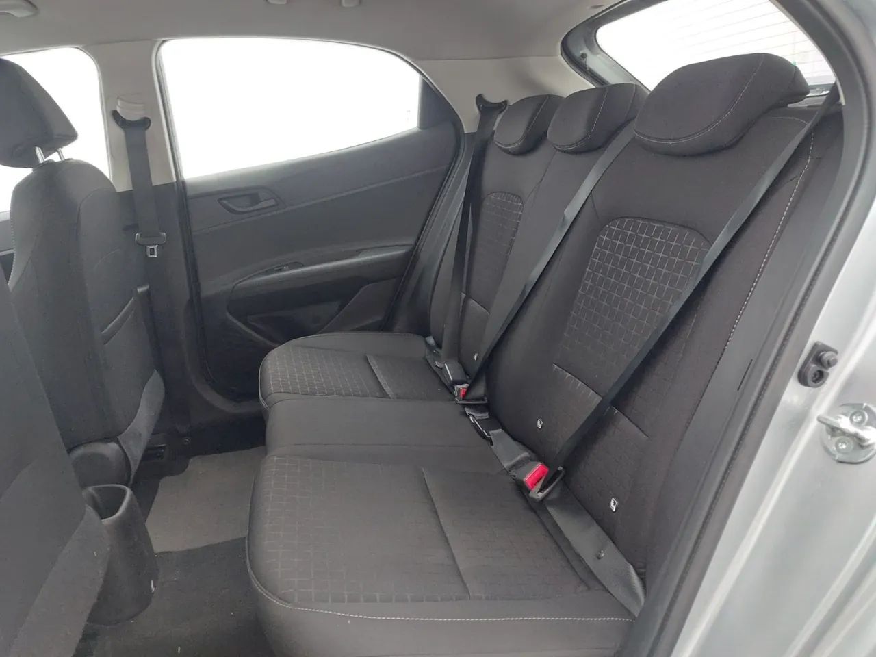 Hyundai HB20 Comfort Plus 1.0 Flex 12V Mec., foto 17 de 18