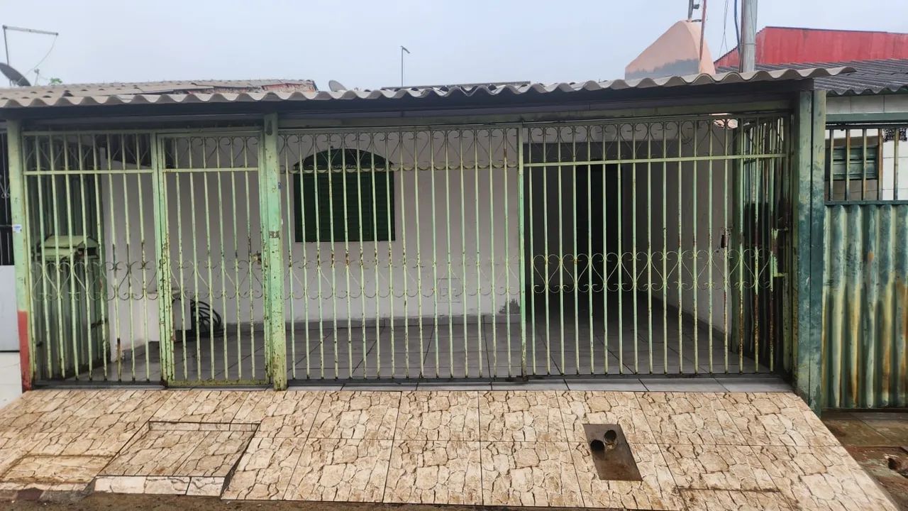 alugo casa 3 quarto leia anúncio 