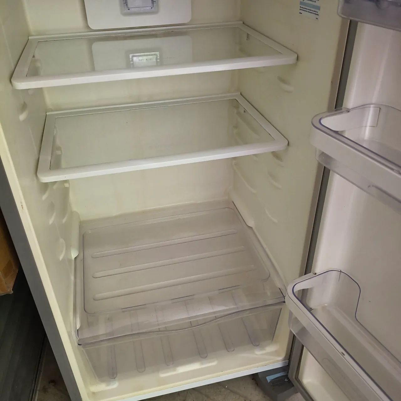Geladeira com defeito  - Foto 4