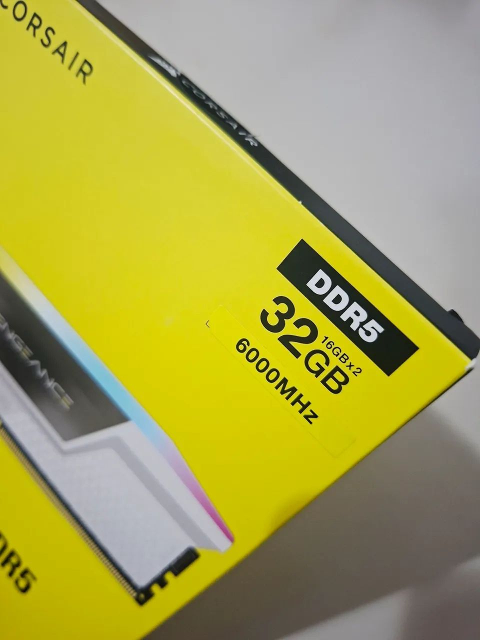 Memoria Ram DDR5 2X16 32GB 6000Mhz Corsair branca - Memória RAM
