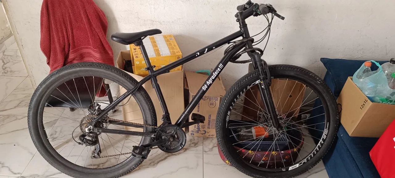 Bicicleta aro 29 .