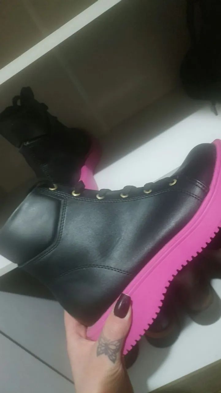 Botas moleca a venda  - Foto 3
