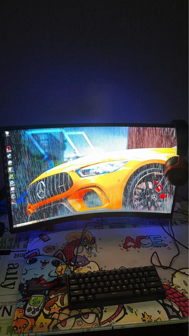 Odyssey G7 240hz curvo