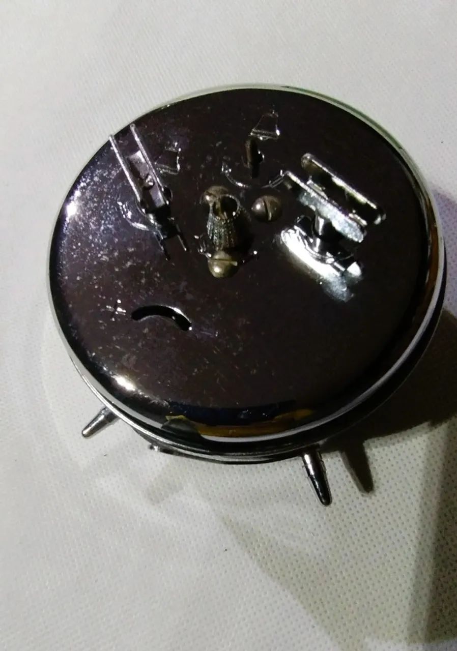 Relógio Despertador à corda de Mesa Schattan Supermax. - Foto 6