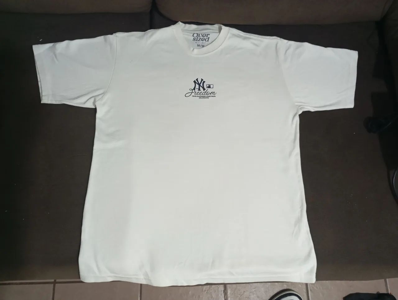 Camisa estilo streetwear