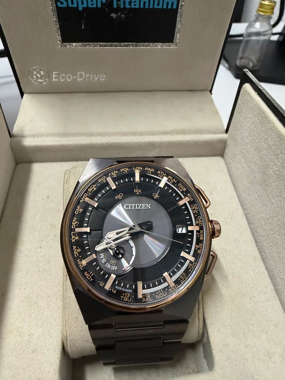 citizen satellite wave  titanium - Foto 2