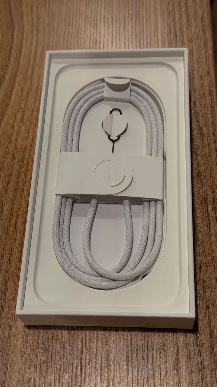 Iphone 16E 256GB - Foto 3