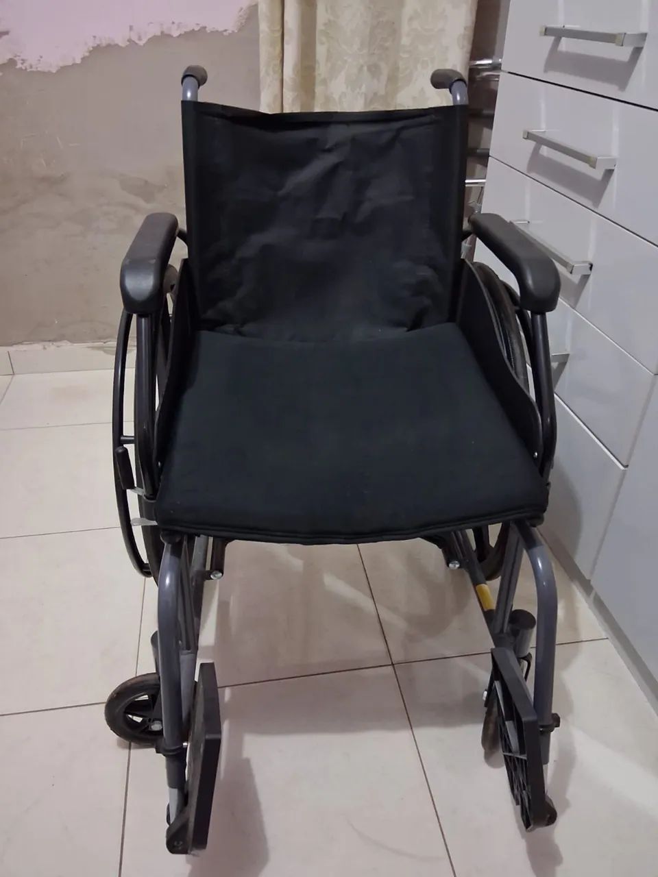 Cadeira de rodas  - Foto 2