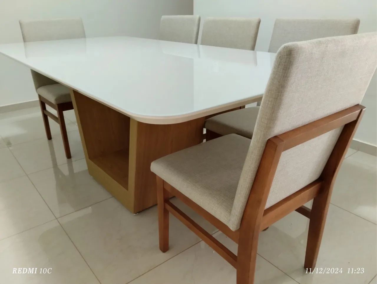 Mesa de jantar madeira  - Foto 2