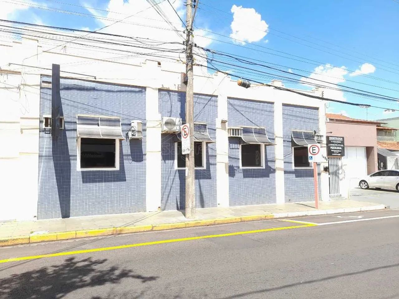 Locação de Comercial / Sala na cidade de Araraquara
