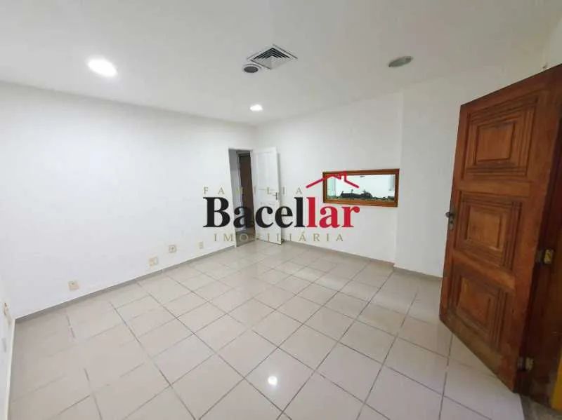 Casa - / Comercial / Engenho de Dentro