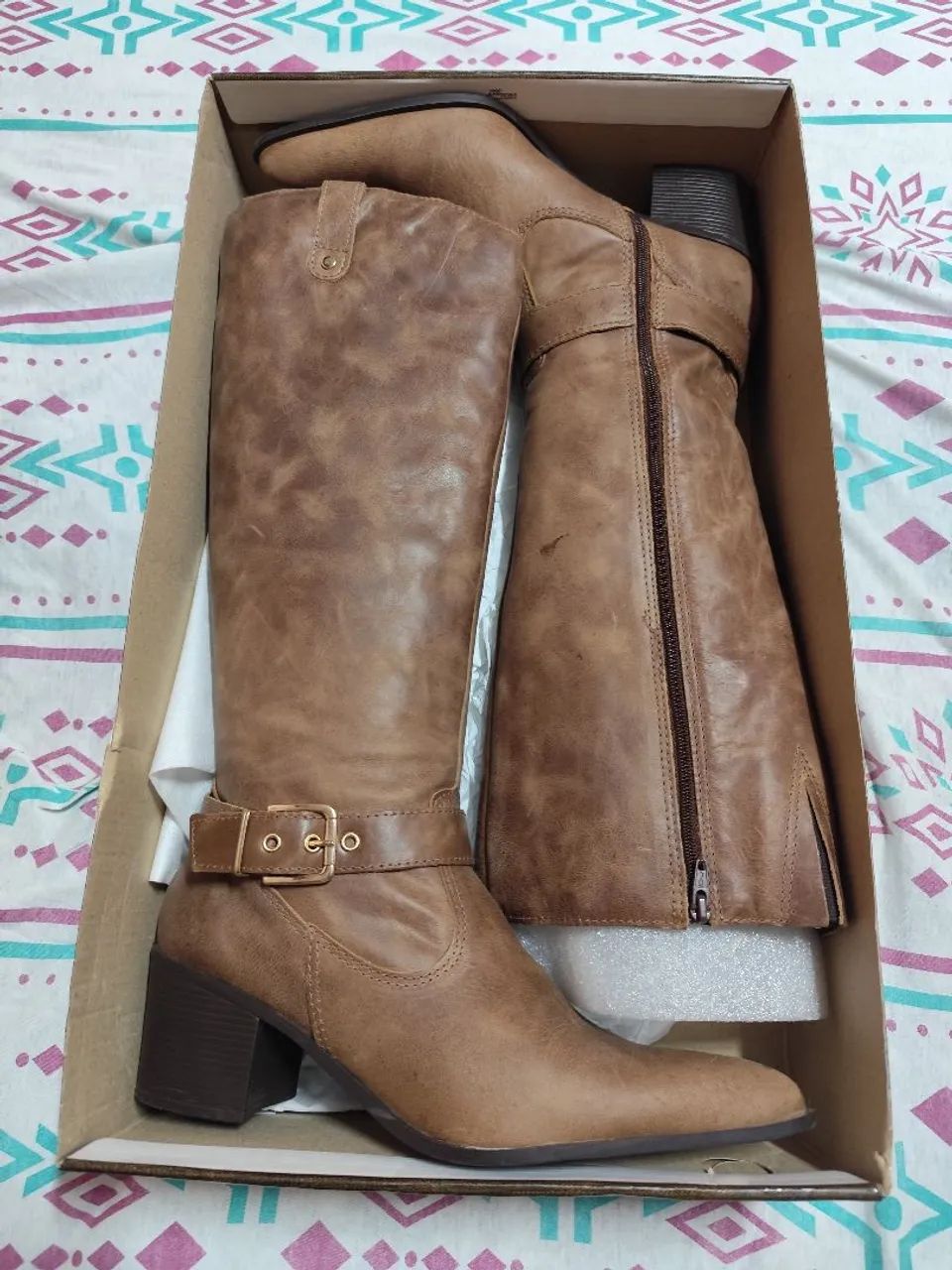 Bota cano alto couro Nova - Foto 2