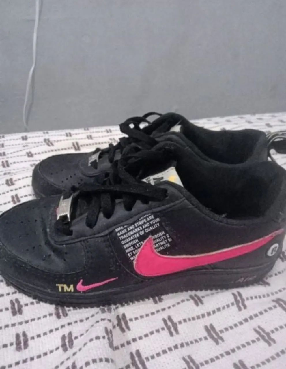 Tênis nike air force preto rosa