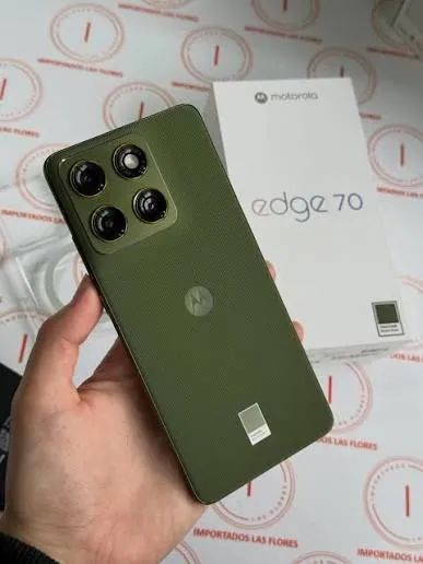Motorola Edge 70 5G 256GB Bronze Green - Foto 3