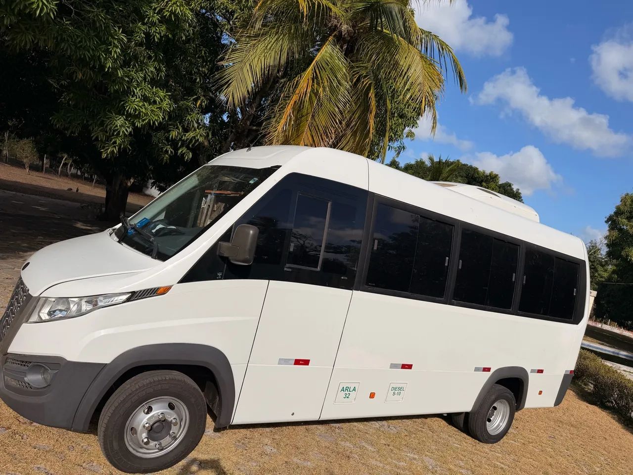 Vendo Microônibus Volare Cinco 2017 - Foto 4