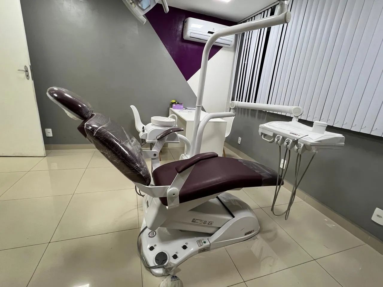 Cadeira Odontológica Olsen Sprint T Completa + Mocho | Impecável | Pronta para Uso  - Foto 6