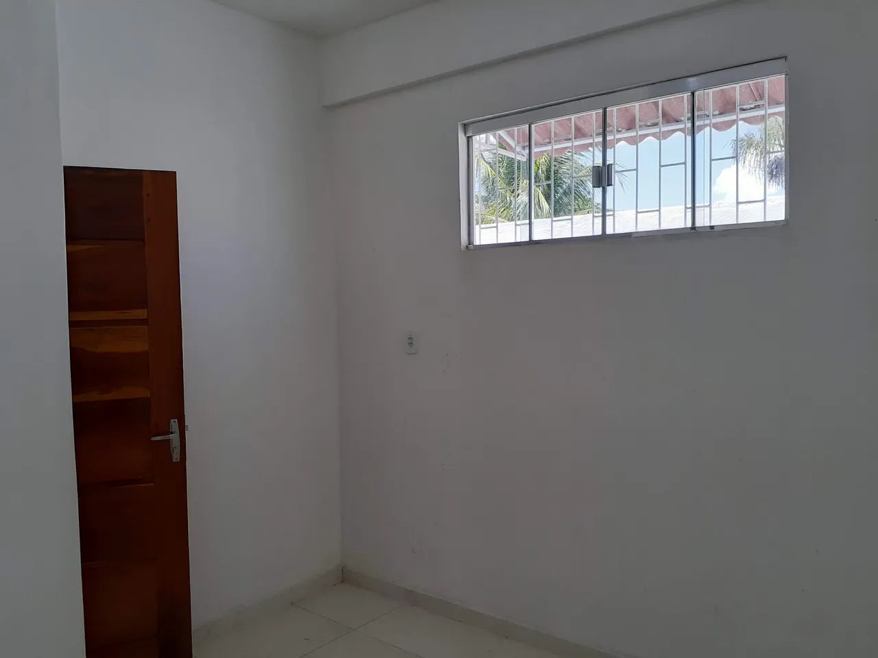 Alugo Apartamento - 2/4- térreo com garagem - Foto 3