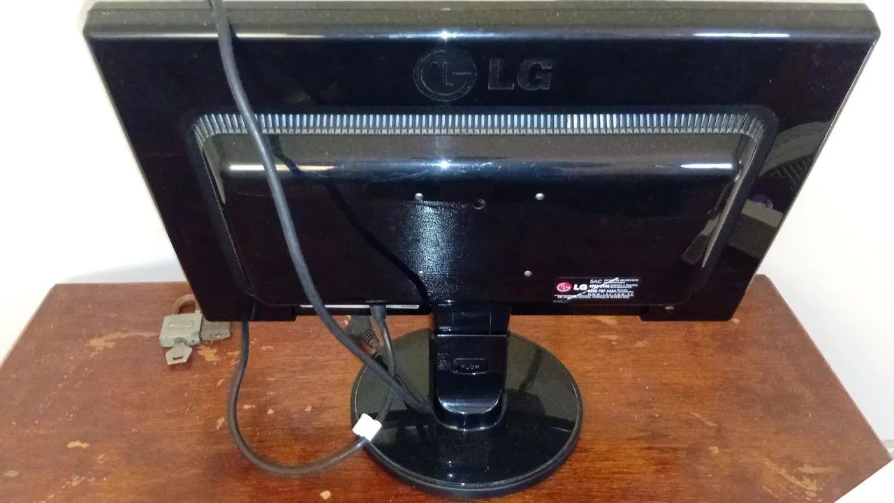 Monitor LG FLATRON - Foto 2