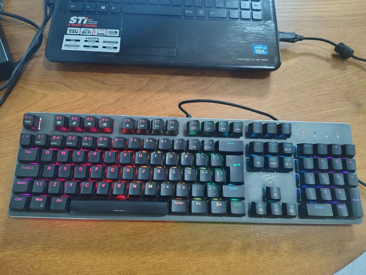 Teclado mecânico gamer funcionando perfeitamente  - Foto 3