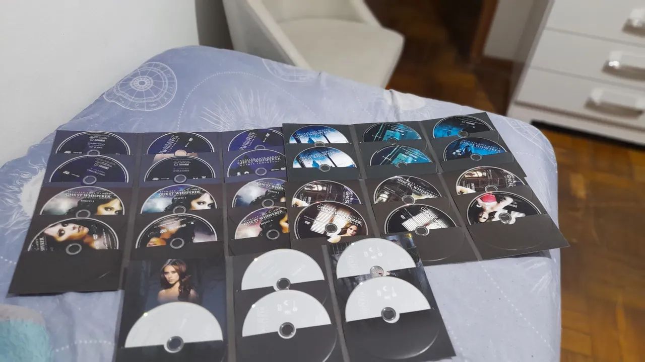 Série Ghost Whisperey - Foto 3