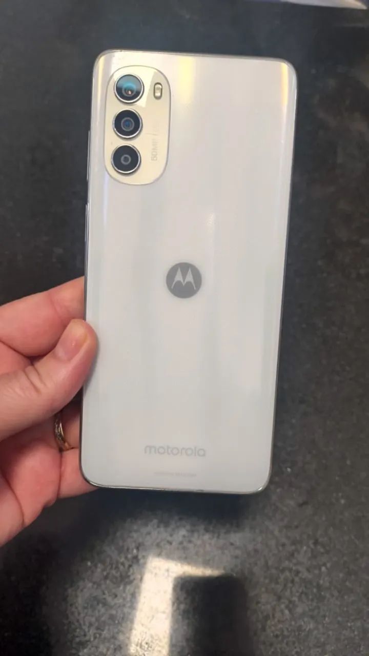  Moto G82 5G - Excelente Estado - R$ 800 - Foto 2