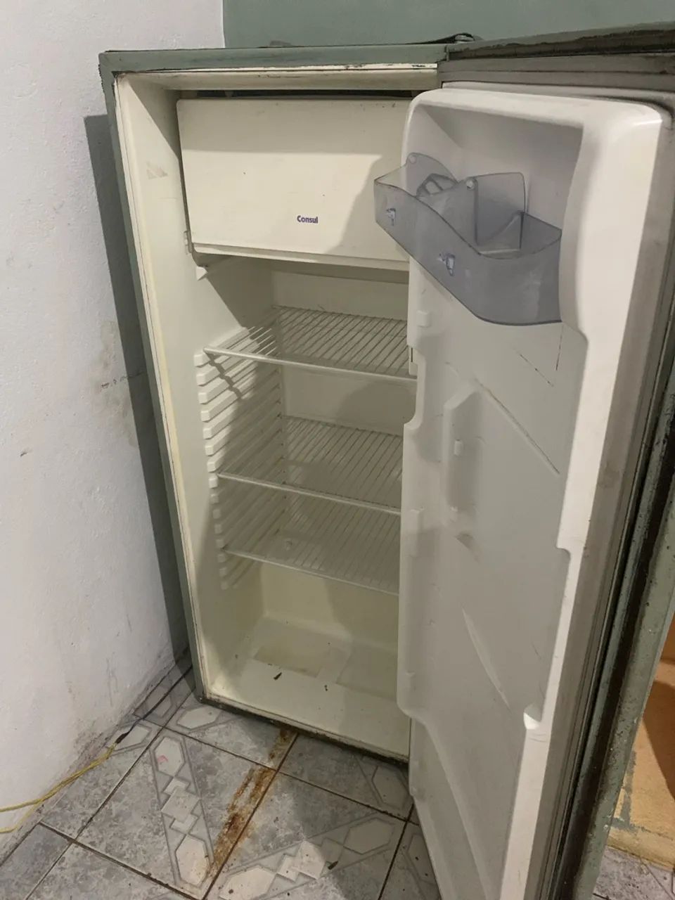 Geladeira tipo freezer 
