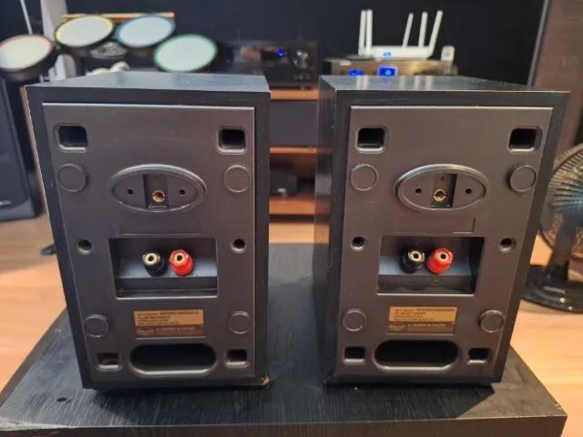 Par de Caixas Klipsch RB-10 - Foto 2