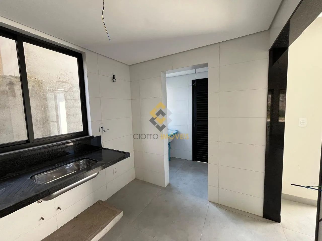 Casa 4 quartos,1 suíte, 2 vagas - São Luiz - Foto 4