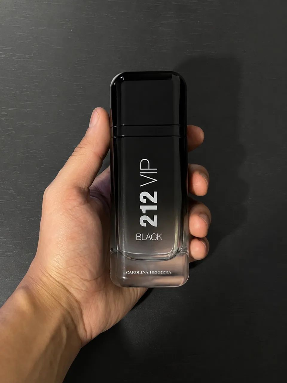 Perfume 212 VIP BLACK  - Foto 2