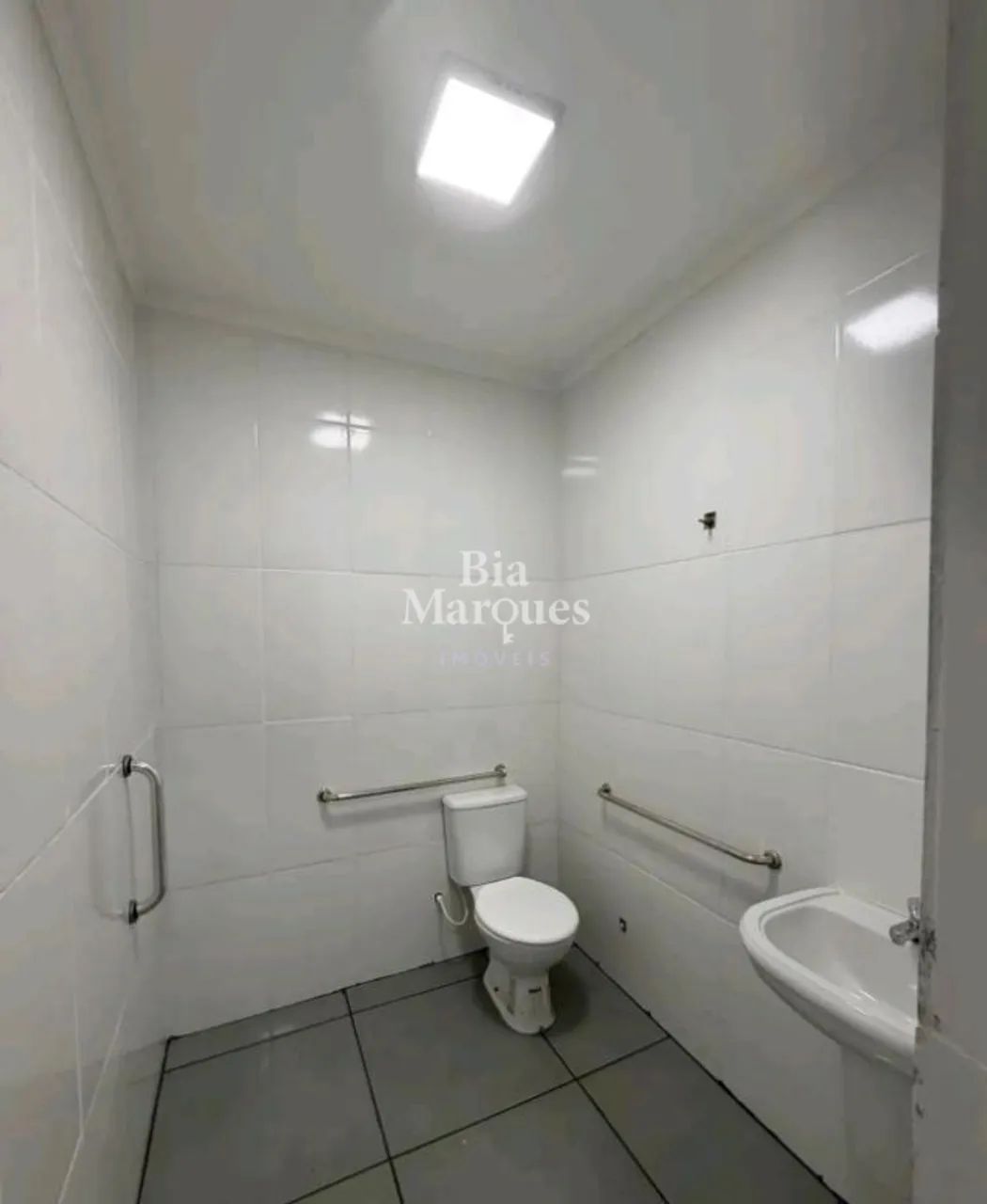 Salão Comercial para Alugar no complexo Pacaembu - Foto 4
