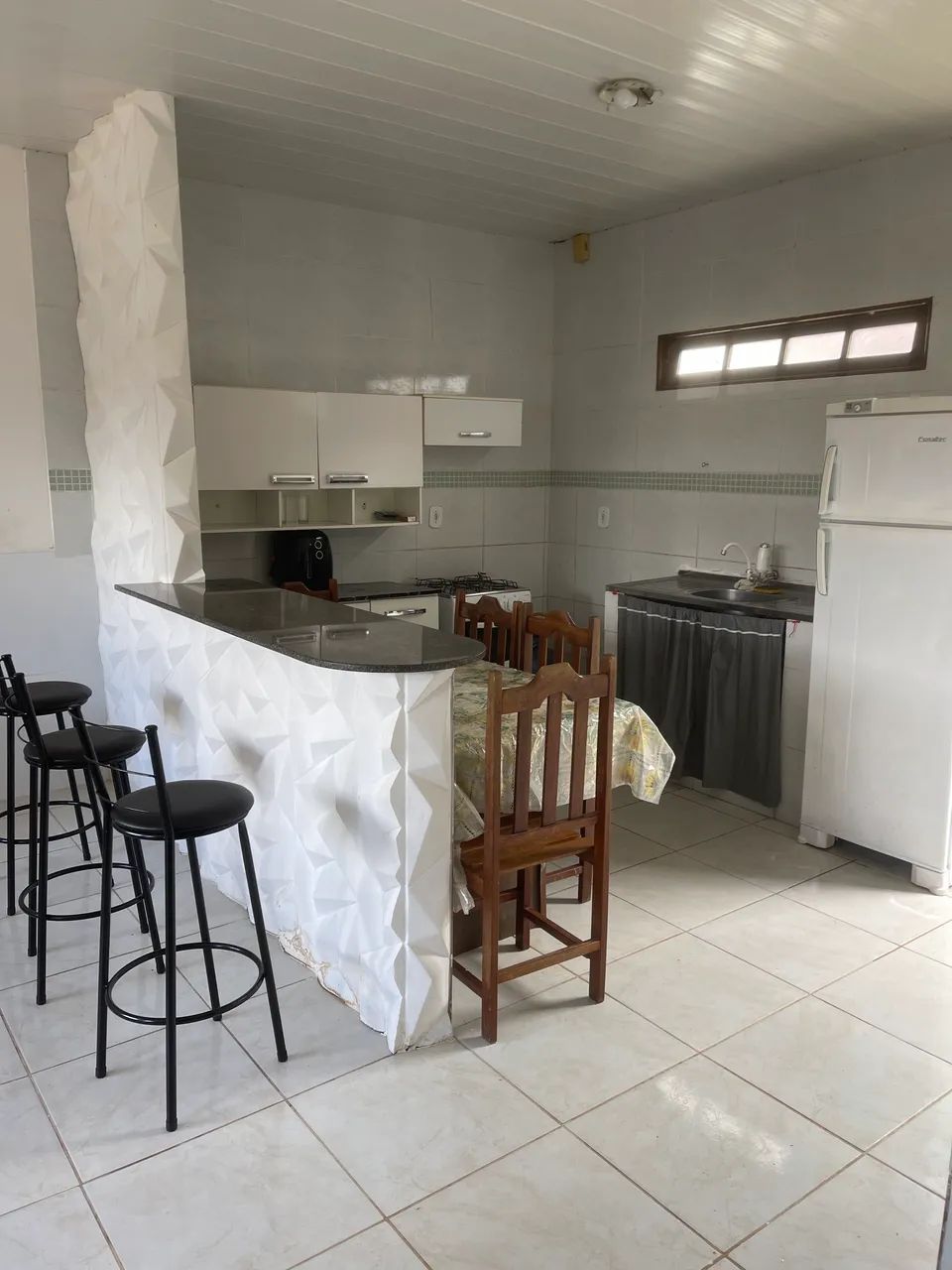 * ALUGA-SE CASA NA PRAIA DO FRANCÊS COM MOBÍLIA * - Foto 3