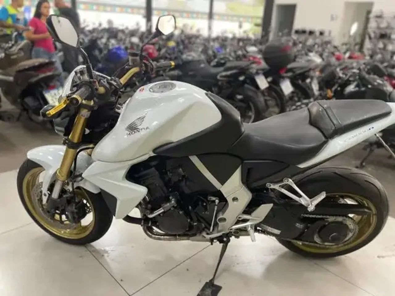 HONDA CB 1000R - Foto 5