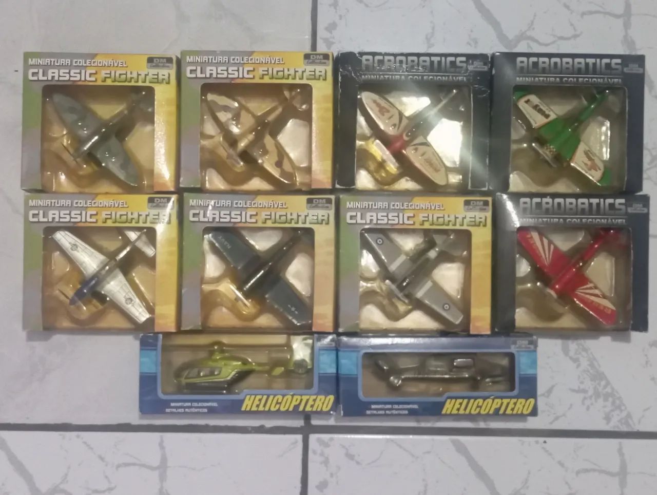 Coleção de Miniaturas Aviões e Helicópteros - Foto 4