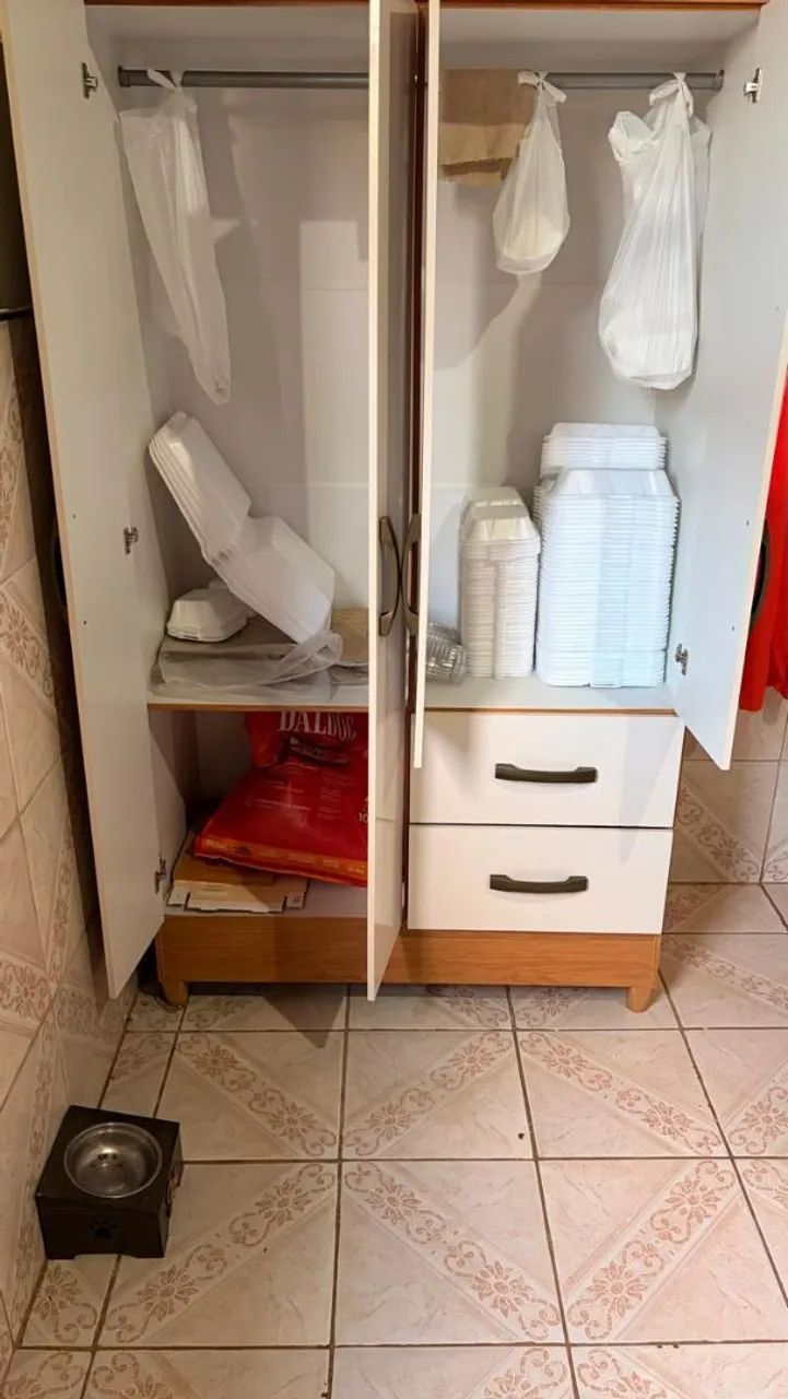 Vendo Guarda Roupa de solteiro  - Foto 3