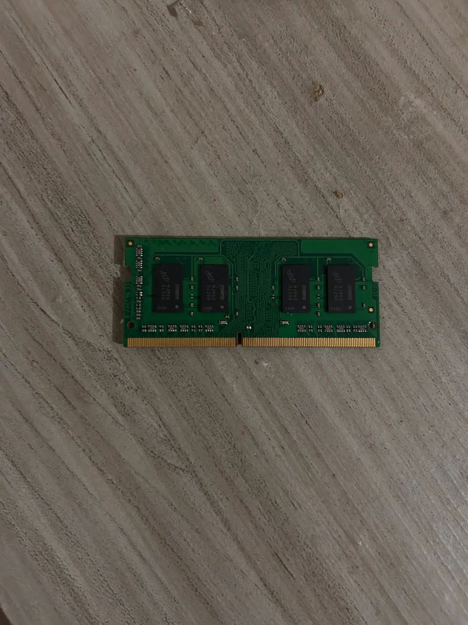 Memória RAM DDR4 8GB Crucial notebook  - Foto 3