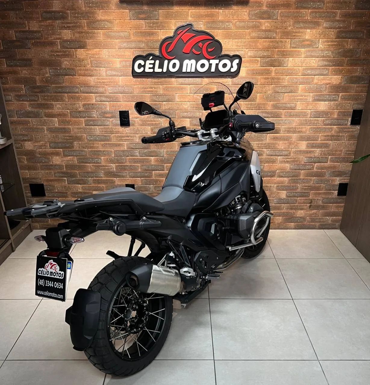 R 1300 GS R TRIPLE BLACK PRETA 2024/2025 - Foto 3